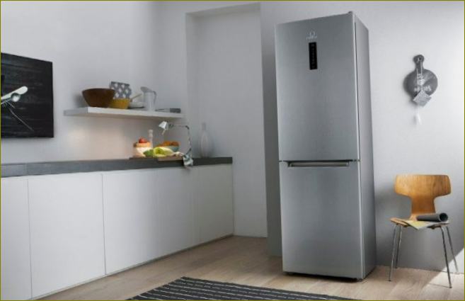 Хладилникът в кухнята: правила и варианти на поставяне и 100 реални примера на снимки