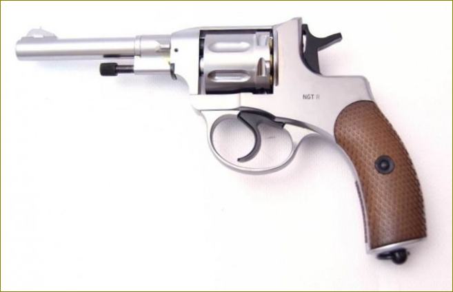 Револвер Gletcher NGT F Silver